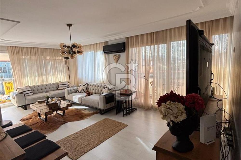  BASIN SİTESİ'NDE YENİLENMİŞ, DENİZ MANZARALI LÜKS DAİRE