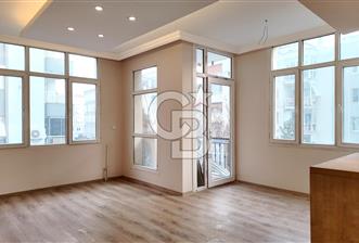 GİRNE BULVARI LATİFE HANIM SK. YENİLENMİŞ SATILIK BÜYÜK 2+1 - 1 - 320596