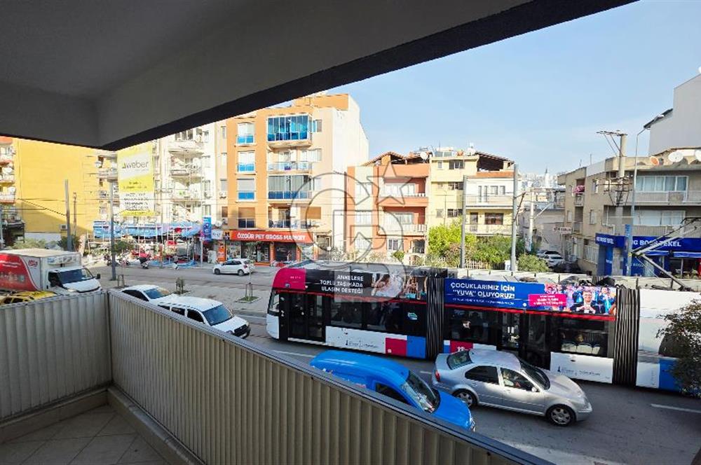 Ataşehir Eski Havaalanı Caddesi Kiralık 3+1 Daire Fulya Tok tan