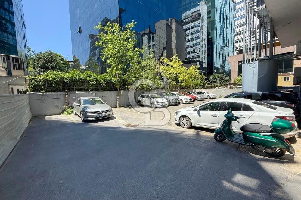 MÜKEMMEL KONUMDA, ÖN CEPHE, 125 M2