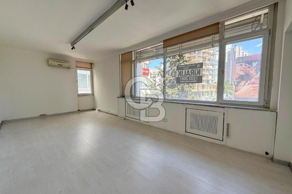 MÜKEMMEL KONUMDA, ÖN CEPHE, 125 M2