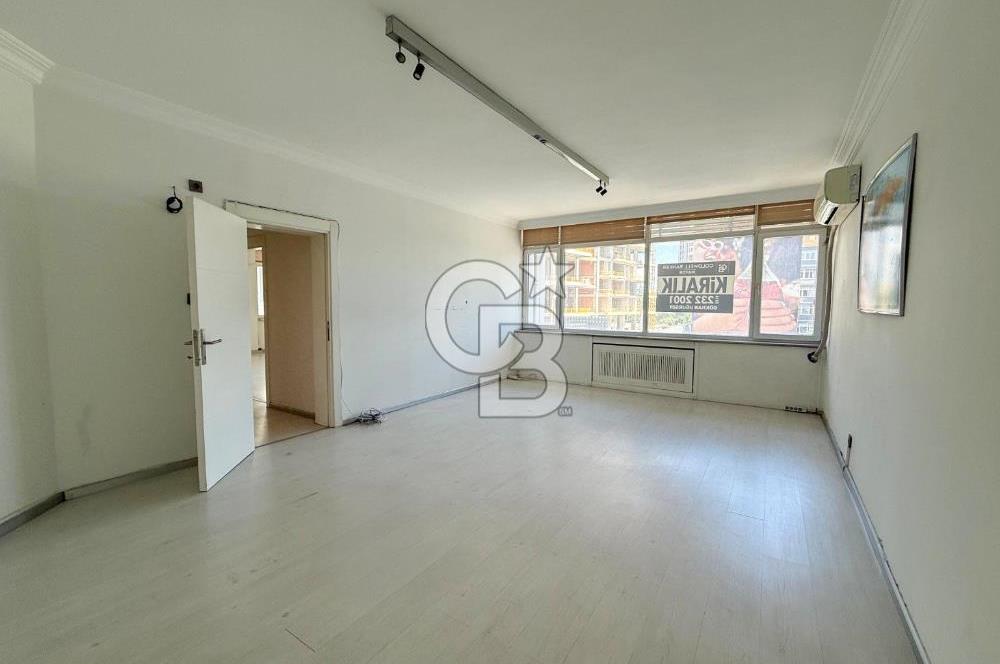 MÜKEMMEL KONUMDA, ÖN CEPHE, 125 M2