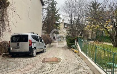 Ankara Çankaya Koru Mahallesinde 5+2 Bitişik Villa – 260 m² Net, 320 m² Brüt