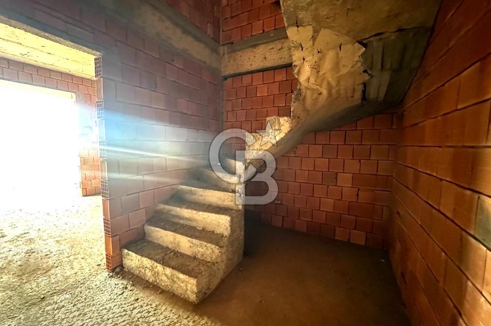 BARBAROS'TA VİLLA TADINDA HAVUZ MANZRALI 4+1 SATILIK DUBLEKS