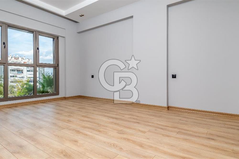 İzmir Menemen Koyundere'de Satılık 3+1 Lüks Bahçeli Daire