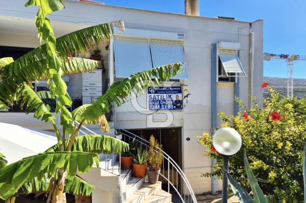 FENER BURNUNDA DENİZ VE ÇEŞME LİMANI MANZARALI 1+1 SATILIK DAİRE