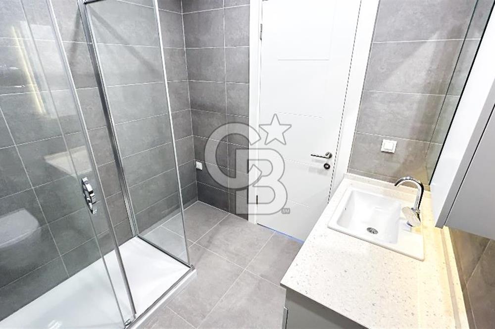 Erenköy'de Elit Binada 4+1 Kiralık 