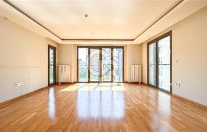 Erenköy'de Elit Binada 4+1 Kiralık 