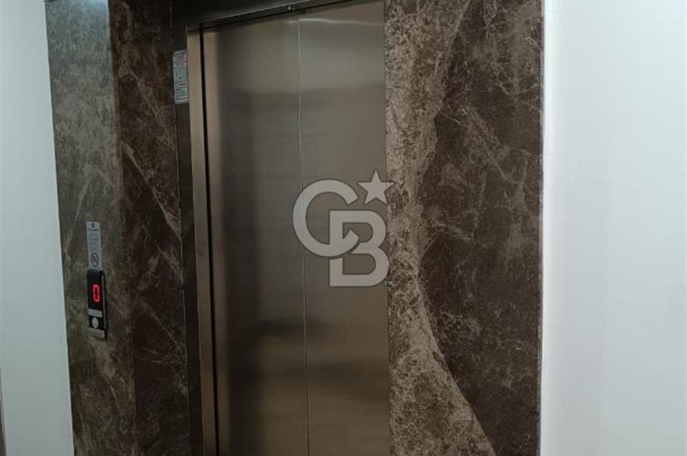 Küçük Çiğli – Anadolu Caddesi Üzerinde, Eşsiz Lokasyonlu 3+1 Daire!