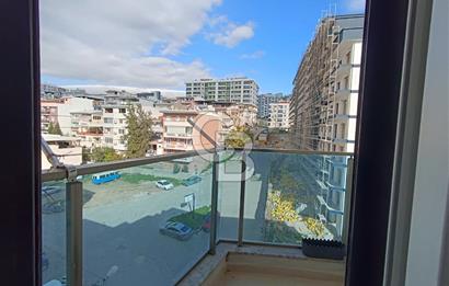 Küçük Çiğli – Anadolu Caddesi Üzerinde, Eşsiz Lokasyonlu 3+1 Daire!