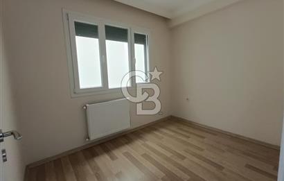 Küçük Çiğli – Anadolu Caddesi Üzerinde, Eşsiz Lokasyonlu 3+1 Daire!