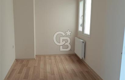 Küçük Çiğli – Anadolu Caddesi Üzerinde, Eşsiz Lokasyonlu 3+1 Daire!