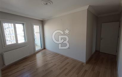 Küçük Çiğli – Anadolu Caddesi Üzerinde, Eşsiz Lokasyonlu 3+1 Daire!