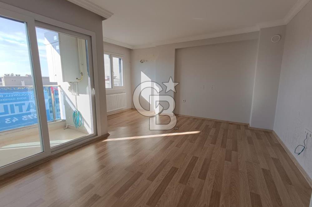 Küçük Çiğli – Anadolu Caddesi Üzerinde, Eşsiz Lokasyonlu 3+1 Daire!