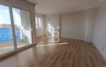 Küçük Çiğli – Anadolu Caddesi Üzerinde, Eşsiz Lokasyonlu 3+1 Daire!