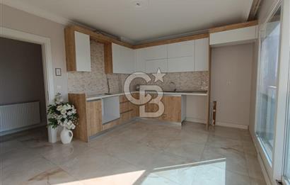 Küçük Çiğli – Anadolu Caddesi Üzerinde, Eşsiz Lokasyonlu 3+1 Daire!