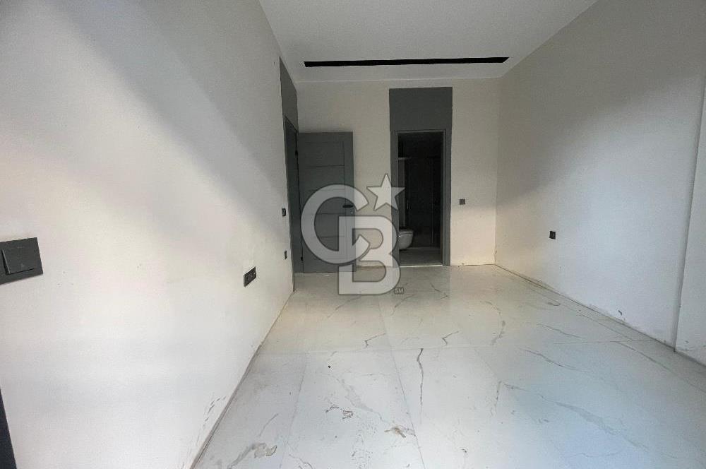 Kuşadası My Suits'te Havuz Cepheli 2+1 Daire