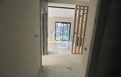 Kuşadası My Suits'te Havuz Cepheli 2+1 Daire