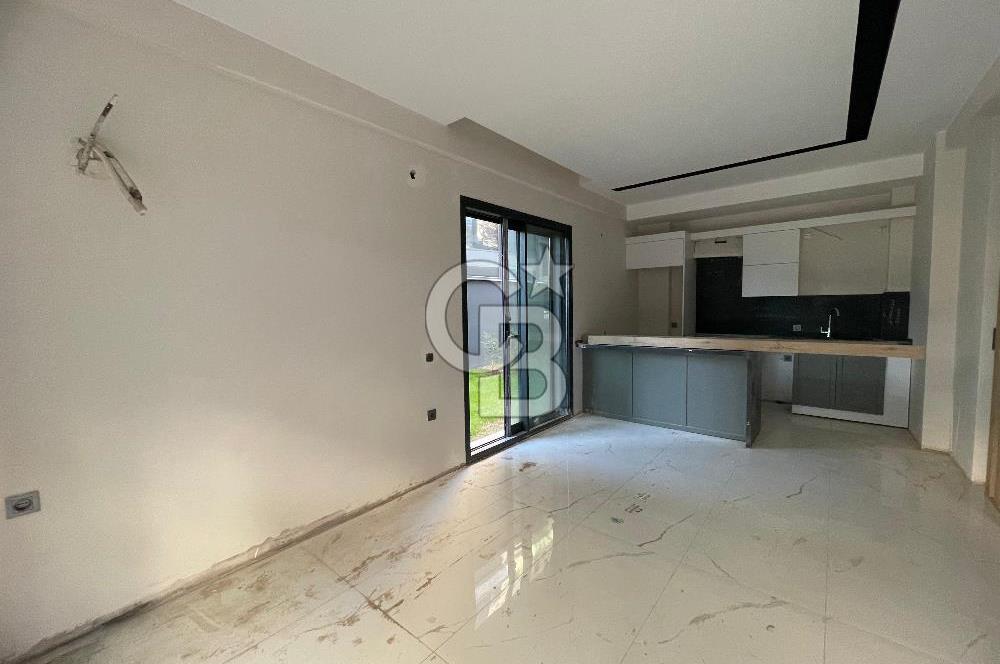 Kuşadası My Suits'te Havuz Cepheli 2+1 Daire