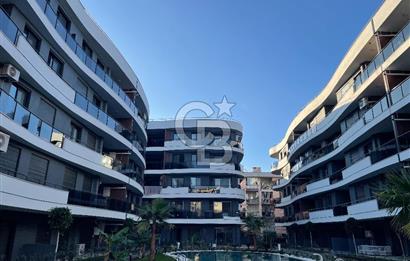 Kuşadası My Suits'te Havuz Cepheli 2+1 Daire