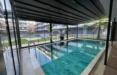 Kuşadası My Suits'te Havuz Cepheli 2+1 Daire