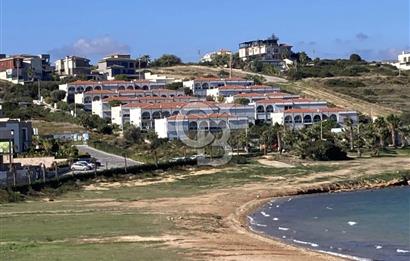 FENER BURNUNDA DENİZ VE ÇEŞME LİMANI MANZARALI 1+1 SATILIK DAİRE