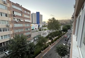 ŞİŞLİ SIRACEVİZLER CAD. ÜZERİNDE ÖZEL MİMARİ TASARIMLI MODERN ARA KAT 3,5+1 - 1 - 320751