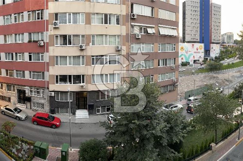 ŞİŞLİ SIRACEVİZLER CAD. ÜZERİNDE ÖZEL MİMARİ TASARIMLI MODERN ARA KAT 3,5+1