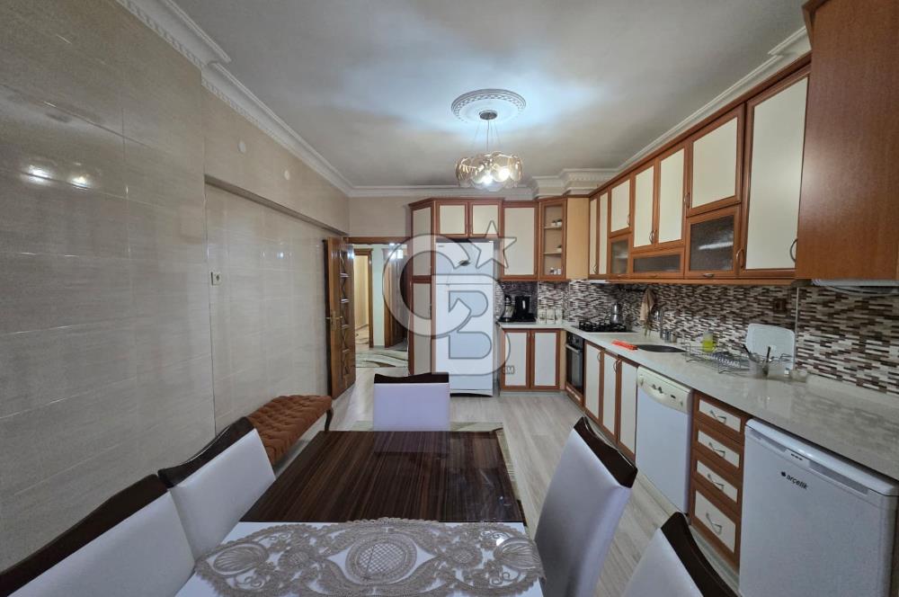 COLDWELL BANKER'DAN MERKEZİ KONUMDA SATILIK GENİŞ 3+1 DAİRE