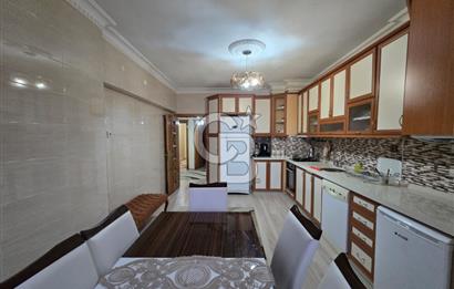 COLDWELL BANKER'DAN MERKEZİ KONUMDA SATILIK GENİŞ 3+1 DAİRE