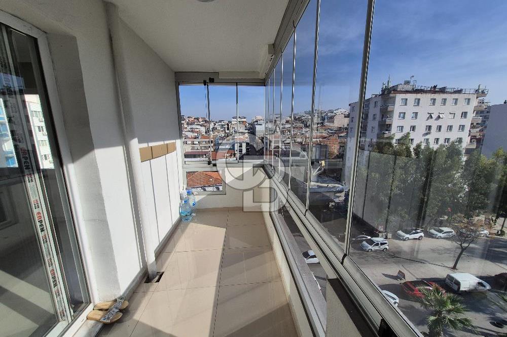 İZMİRPARK AVM YAKINI DOĞALGAZLI TADİLATLI ARAKAT 3+1 KİRALIK DAİRE