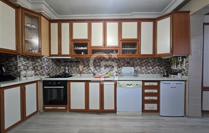 COLDWELL BANKER'DAN MERKEZİ KONUMDA SATILIK GENİŞ 3+1 DAİRE