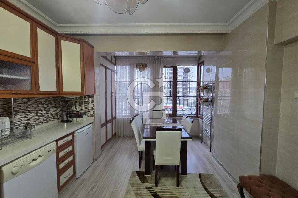 COLDWELL BANKER'DAN MERKEZİ KONUMDA SATILIK GENİŞ 3+1 DAİRE