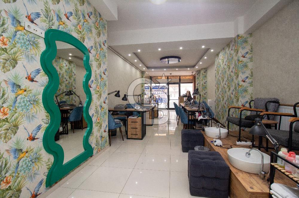 CB EAGLE'DAN SOMA CD.'DE 2 KATLI DEVREN KİRALIK GÜZELLİK MERKEZİ