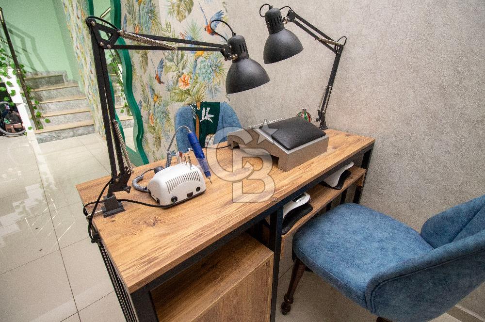 CB EAGLE'DAN SOMA CD.'DE 2 KATLI DEVREN KİRALIK GÜZELLİK MERKEZİ