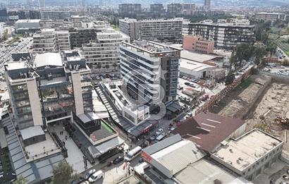 Bornova Gümüş Vivora’da Kurumsal KiraciliSatılık Dükkan 