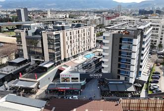 Bornova Gümüş Vivora’da Kurumsal KiraciliSatılık Dükkan  - 10 - 320755