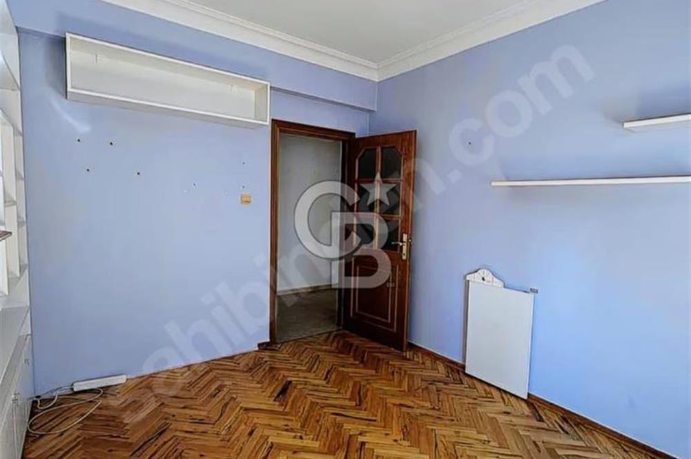 Kadıköy Sahrayıcedit de Satılık 3+1 Otoparklı