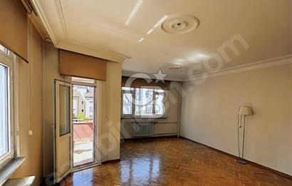 Kadıköy Sahrayıcedit de Satılık 3+1 Otoparklı