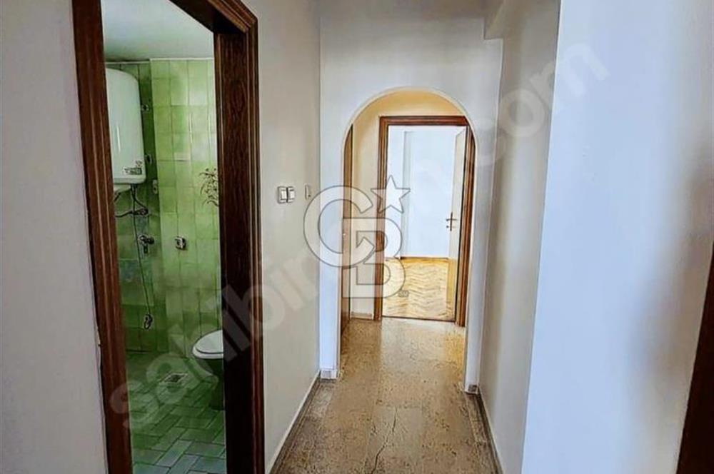 Kadıköy Sahrayıcedit de Satılık 3+1 Otoparklı