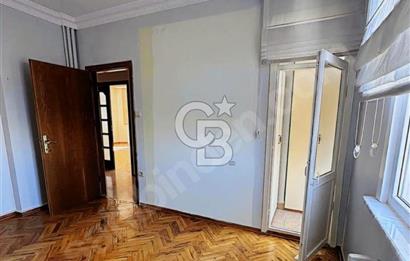 Kadıköy Sahrayıcedit de Satılık 3+1 Otoparklı