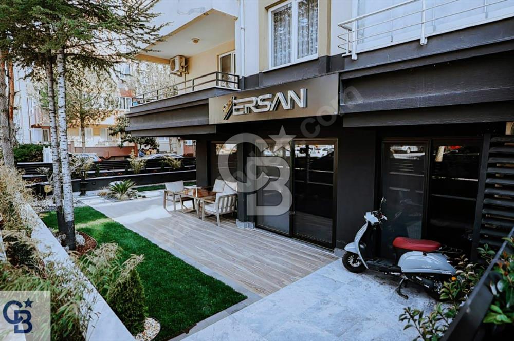 Çamlık'ta Cadde Üzerinde Satılık Bahçeli Lüks İş Yeri Ofis