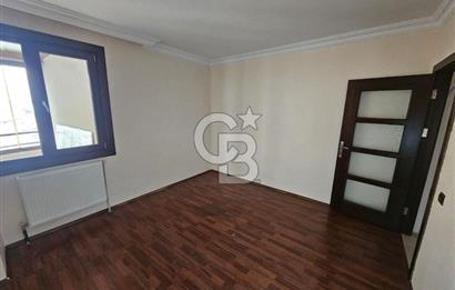 AKPINAR'DA DİKMEN CADDESİ 300 m YAKINI SATILIK GENİŞ 4+1 DAİRE