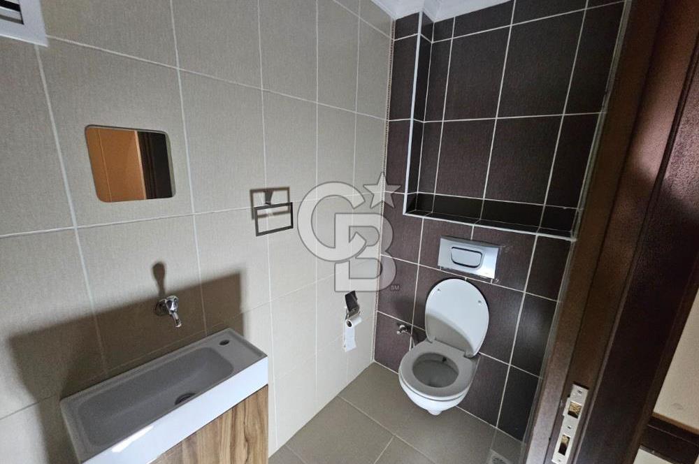 AKPINAR'DA DİKMEN CADDESİ 300 m YAKINI SATILIK GENİŞ 4+1 DAİRE