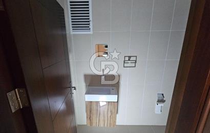 AKPINAR'DA DİKMEN CADDESİ 300 m YAKINI SATILIK GENİŞ 4+1 DAİRE