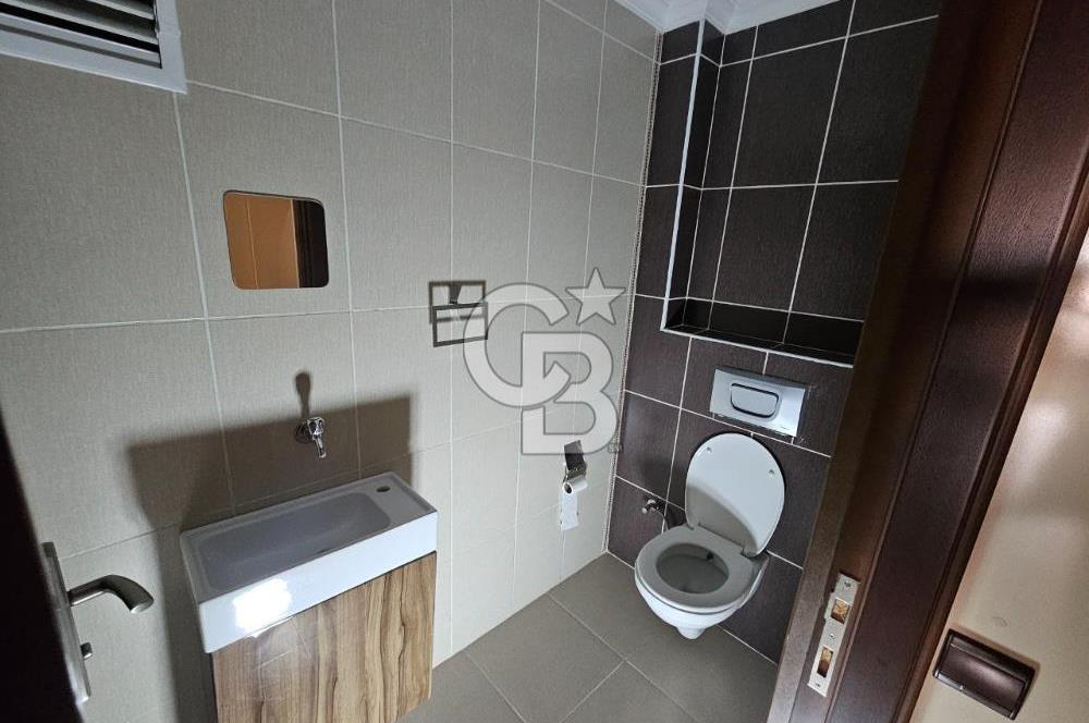 AKPINAR'DA DİKMEN CADDESİ 300 m YAKINI SATILIK GENİŞ 4+1 DAİRE