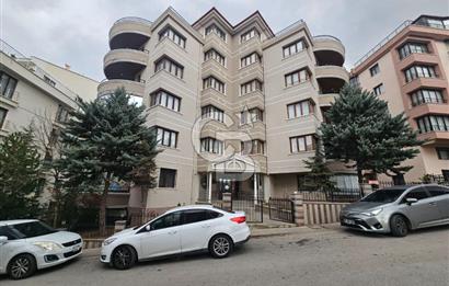 AKPINAR'DA DİKMEN CADDESİ 300 m YAKINI SATILIK GENİŞ 4+1 DAİRE