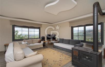 Foça Kocamehmetler'de Satılık Tarla ve Ev