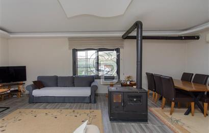 Foça Kocamehmetler'de Satılık Tarla ve Ev