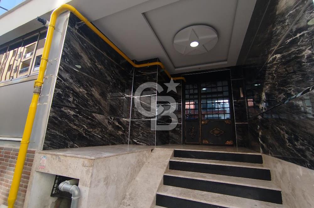 Küçük Çiğli'de Satılık 3+1 Daire